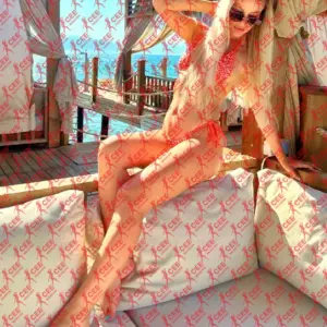 Имя: Александра, Возраст: 22, Грудь: 2