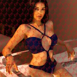 Имя: Эмилия, Возраст: 21, Грудь: 3