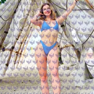 Имя: Аделия, Возраст: 21, Грудь: 2