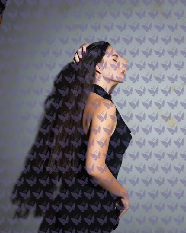 Имя: Аделина, Возраст: 24, Грудь: 3