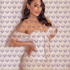 Имя: Адриана, Возраст: 24, Грудь: 3