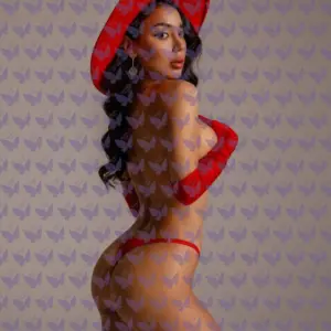 Имя: Адриана, Возраст: 24, Грудь: 3