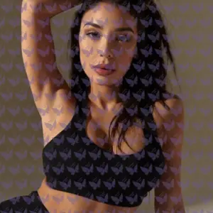 Имя: Адриана, Возраст: 24, Грудь: 3