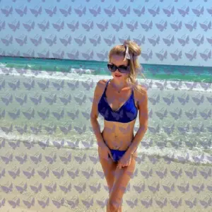 Имя: Агата, Возраст: 24, Грудь: 3