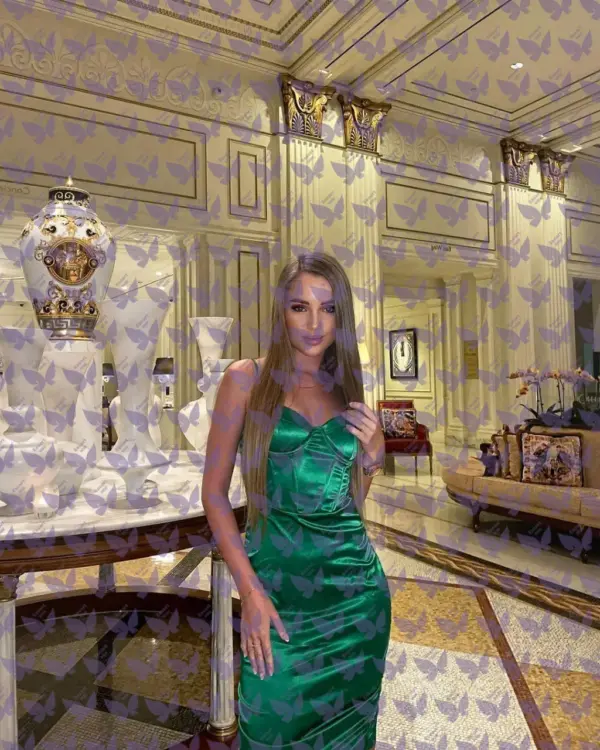 Имя: Айрис, Возраст: 24, Грудь: 1