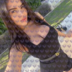 Имя: Айви, Возраст: 25, Грудь: 3