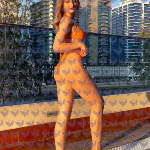 Имя: Айза, Возраст: 22, Грудь: 2