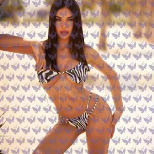 Имя: Алана, Возраст: 22, Грудь: 2