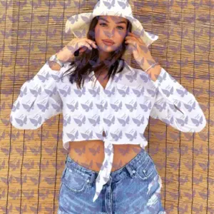 Имя: Aleksa, Возраст: 20, Грудь: 3