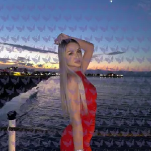 Имя: Александра, Возраст: 23, Грудь: 2