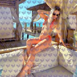 Имя: Александра, Возраст: 23, Грудь: 2