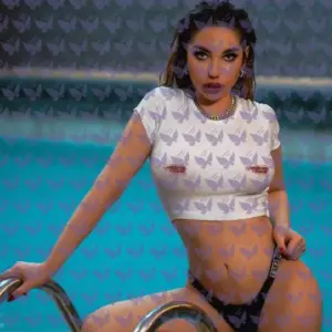 Имя: Алексия, Возраст: 24, Грудь: 4