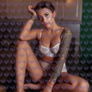 Имя: Алиша, Возраст: 24, Грудь: 3