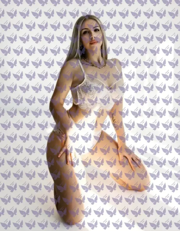 Имя: Амалин, Возраст: 24, Грудь: 2