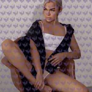 Имя: Аманда, Возраст: 23, Грудь: 2