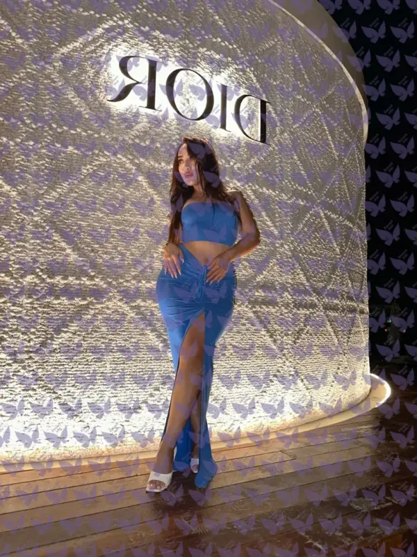 Имя: Амели, Возраст: 25, Грудь: 2