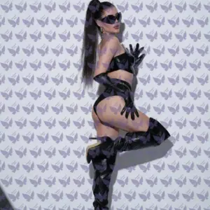 Имя: Амина, Возраст: 19, Грудь: 2