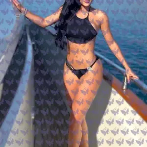 Имя: Ана, Возраст: 27, Грудь: 2