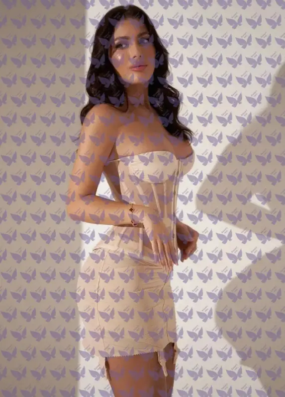 Имя: Ангелина, Возраст: 21, Грудь: 2