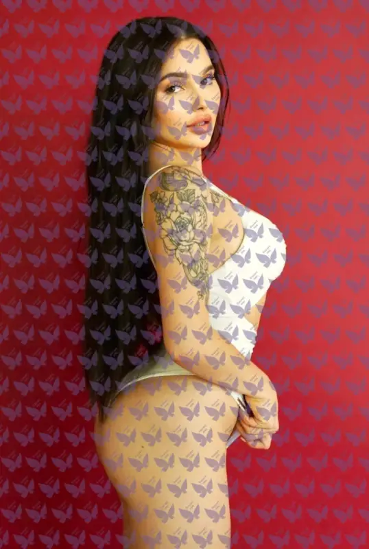 Имя: Аня, Возраст: 21, Грудь: 3