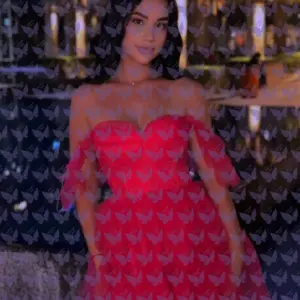 Имя: Анна, Возраст: 23, Грудь: 2