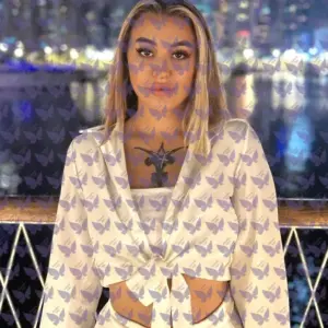 Имя: Аннабель, Возраст: 21, Грудь: 2