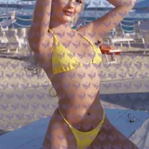 Имя: Апрель, Возраст: 26, Грудь: 1