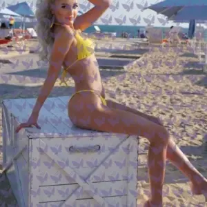 Имя: Апрель, Возраст: 26, Грудь: 1