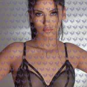 Имя: Арья, Возраст: 24, Грудь: 1