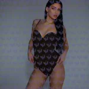 Имя: Ария, Возраст: 22, Грудь: 2