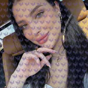 Имя: Арина, Возраст: 20, Грудь: 2