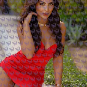 Имя: Арзу, Возраст: 24, Грудь: 3