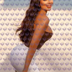 Имя: Арзу, Возраст: 24, Грудь: 3