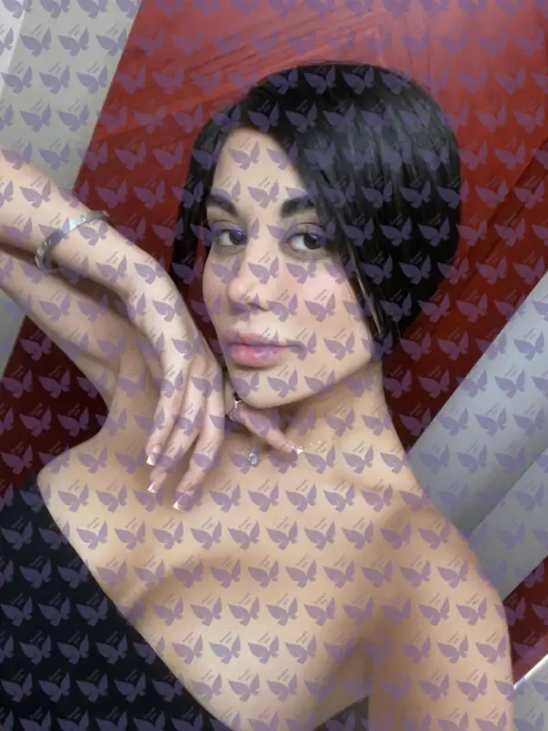 Имя: Астрит, Возраст: 23, Грудь: 2