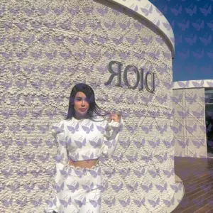 Имя: Астрит, Возраст: 23, Грудь: 2