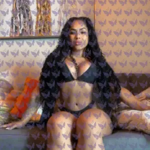 Имя: Ayarla, Возраст: 24, Грудь: 3