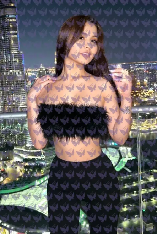 Имя: Аза, Возраст: 23, Грудь: 3