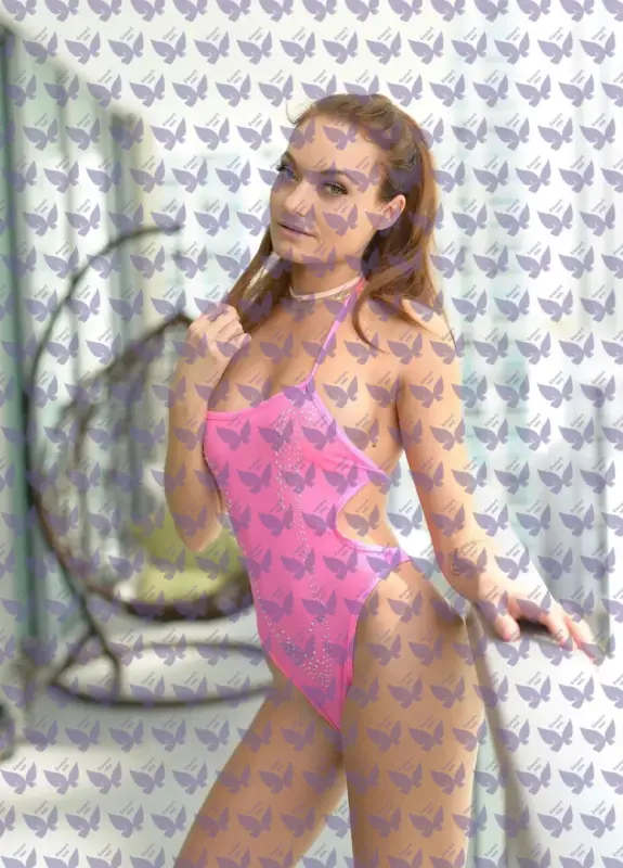 Имя: Азиза, Возраст: 29, Грудь: 3