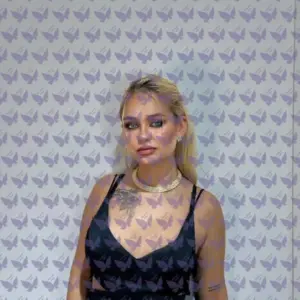 Имя: Барби, Возраст: 22, Грудь: 2