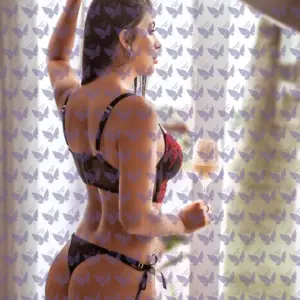 Имя: Беатрис, Возраст: 25, Грудь: 3