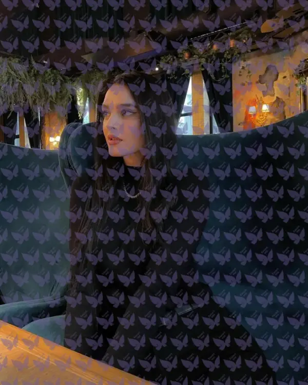 Имя: Белль, Возраст: 23, Грудь: 1