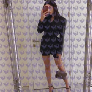 Имя: Блэр, Возраст: 23, Грудь: 2