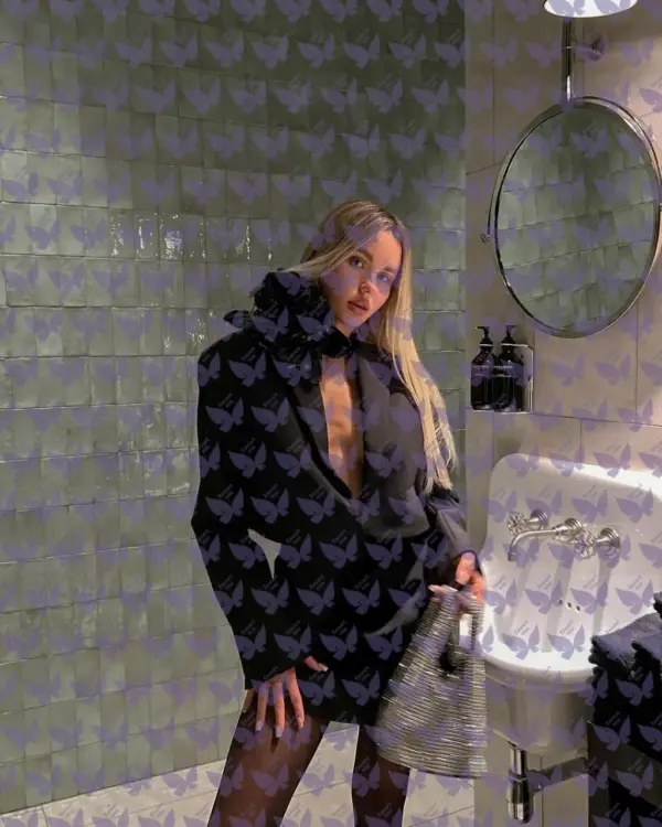 Имя: Брианна, Возраст: 24, Грудь: 1