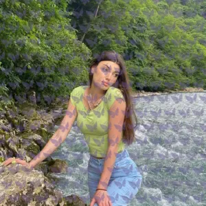 Имя: Брук, Возраст: 23, Грудь: 2