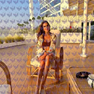 Имя: Дакота, Возраст: 27, Грудь: 2