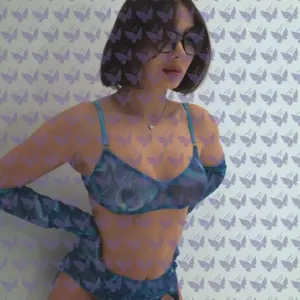 Имя: Дали, Возраст: 23, Грудь: 2