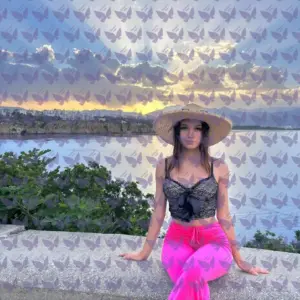 Имя: Дарси, Возраст: 20, Грудь: 2