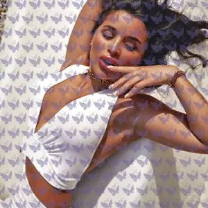 Имя: Делия, Возраст: 29, Грудь: 4