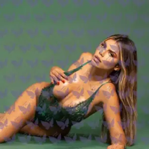 Имя: Дениз, Возраст: 26, Грудь: 2