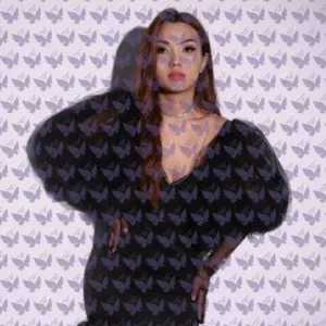 Имя: Ди, Возраст: 27, Грудь: 2